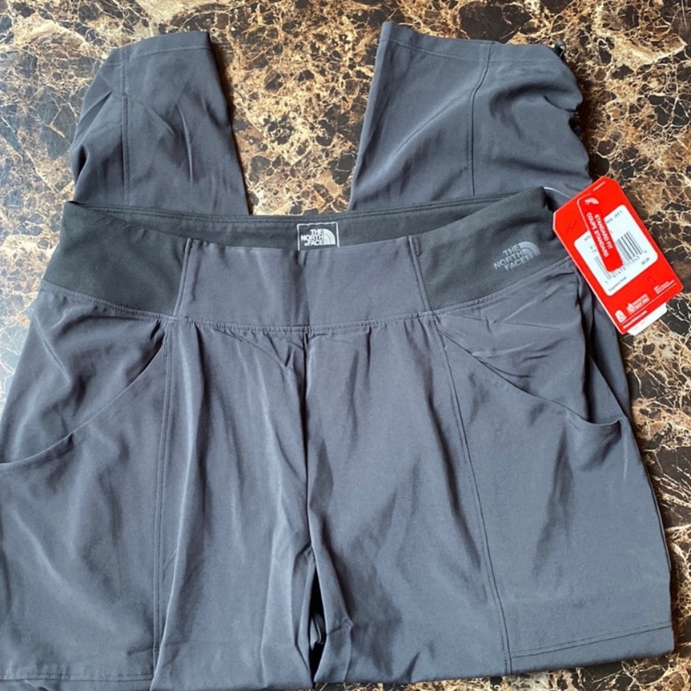 The North Face women pants size M